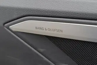 Audi e-tron, 300 kW, electric, automatic