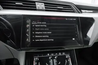 Audi e-tron, 300 kW, electric, automatic