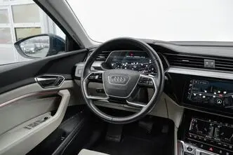 Audi e-tron, 300 kW, electric, automatic