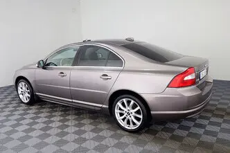 Volvo S80, 3.2, 175 kW, bensiin, automaat, esivedu