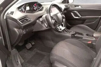 Peugeot 308, 1.2, 96 kW, petrol, automatic, front-wheel drive