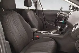 Peugeot 308, 1.2, 96 kW, petrol, automatic, front-wheel drive