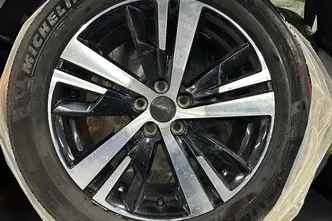 Peugeot 5008, 1.6, 133 kW, bensiin, automaat, esivedu