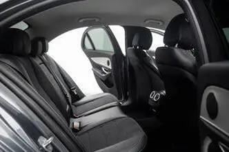 Mercedes-Benz E 350, 2.0, 210 kW, automaat, tagavedu