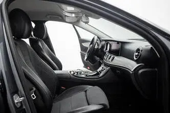 Mercedes-Benz E 350, 2.0, 210 kW, automaat, tagavedu