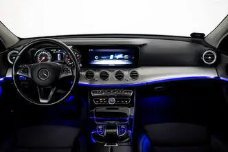 Mercedes-Benz E 350, 2.0, 210 kW, automaat, tagavedu
