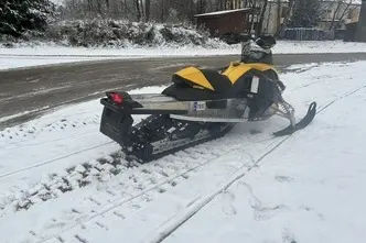 0.6, 93 kW, benzīns, automātiskā, aizmugurējā piedziņa