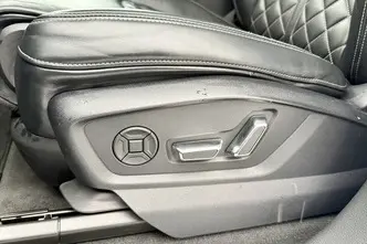 Audi Q8, 3.0, 210 kW, hybrid, automatic, four-wheel drive