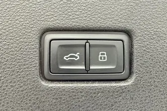 Audi Q8, 3.0, 210 kW, hybrid, automatic, four-wheel drive