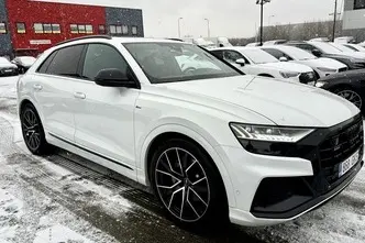 Audi Q8, 3.0, 210 kW, hybrid, automatic, four-wheel drive