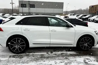 Audi Q8, 3.0, 210 kW, hybrid, automatic, four-wheel drive