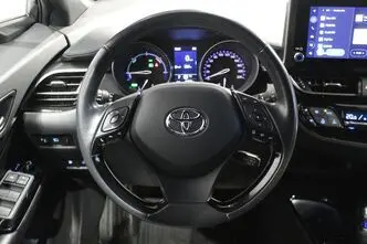 Toyota C-HR, 1.8, 72 kW, hybrid, automatic, front-wheel drive
