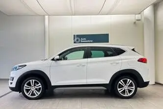 Hyundai Tucson, 1.6, 100 kW, diisel, automaat, esivedu