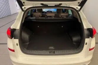 Hyundai Tucson, 1.6, 100 kW, diisel, automaat, esivedu