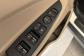 Hyundai Tucson, 1.6, 100 kW, diisel, automaat, esivedu