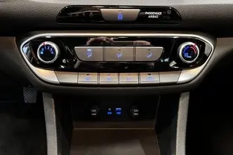 Hyundai i30, 1.0, 88 kW, petrol, manual, front-wheel drive