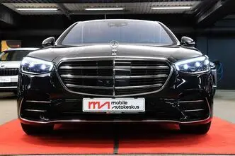 Mercedes-Benz S 580, 4.0, 370 kW, hybrid, automatic, four-wheel drive