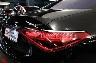 Mercedes-Benz S 580, 4.0, 370 kW, hybrid, automatic, four-wheel drive