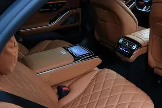 Mercedes-Benz S 580, 4.0, 370 kW, hybrid, automatic, four-wheel drive