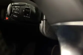 Peugeot 308, 1.2, 96 kW, bensiin, automaat, esivedu