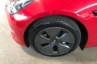 Tesla Model 3, 366 kW, elektra, automatinė, visų varomųjų ratų pavara