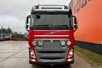Volvo FH 16 650 6x4, 488 kW, dyzelinas, automatinė