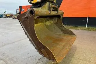 Kobelco SK 300 LC-10, 200 kW, dīzelis