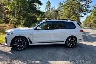 BMW X7, 3.0, 195 kW, diesel, automatic, four-wheel drive