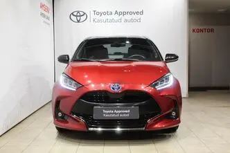 Toyota Yaris, 1.5, 68 kW, hybrid, automatic, front-wheel drive