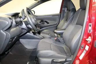 Toyota Yaris, 1.5, 68 kW, hybrid, automatic, front-wheel drive