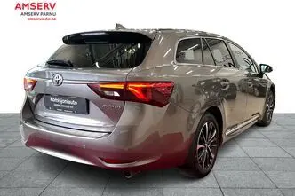 Toyota Avensis, 1.8, 108 kW, petrol, automatic, front-wheel drive