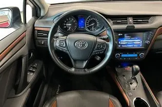 Toyota Avensis, 1.8, 108 kW, petrol, automatic, front-wheel drive