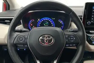 Toyota Corolla, 1.5, 92 kW, bensiin, automaat, esivedu