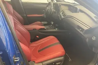 Lexus UX 250, 2.0, 112 kW, hübriid, automaat, nelikvedu