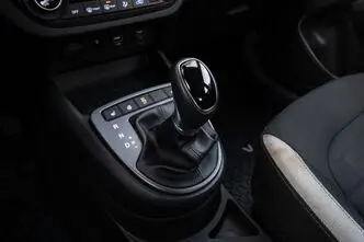 Hyundai i10, 1.2, 62 kW, bensiin, automaat, esivedu