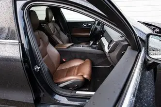 Volvo V60, 2.0, 110 kW, diisel, automaat, esivedu