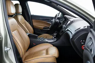 Opel Insignia, 2.0, 143 kW, diesel, automatic, four-wheel drive