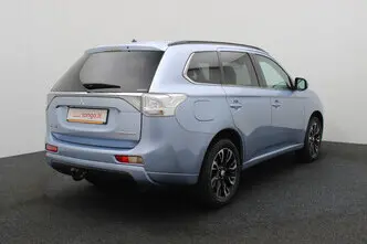 Mitsubishi Outlander, 2.0, 89 kW, подключаемый гибрид, автомат, полный привод