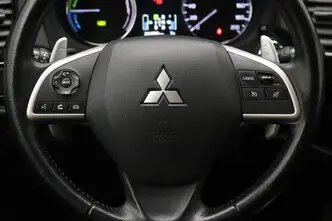 Mitsubishi Outlander, 2.0, 89 kW, подключаемый гибрид, автомат, полный привод