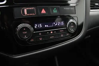 Mitsubishi Outlander, 2.0, 89 kW, подключаемый гибрид, автомат, полный привод