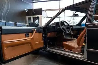 BMW 635, 3.4, 136 kW, bensiin, tagavedu