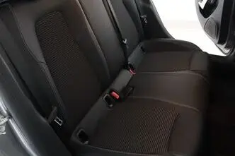 Mercedes-Benz CLA 200, 1.3, 120 kW, bensiin, automaat, esivedu