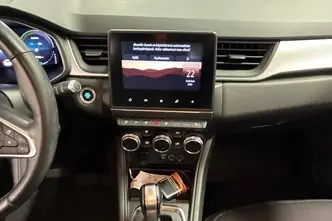 Renault Captur, 1.6, 117 kW, plug-in hybrid, automatic, front-wheel drive