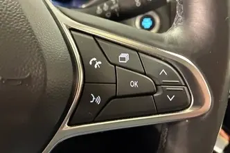 Renault Captur, 1.6, 117 kW, plug-in hybrid, automatic, front-wheel drive