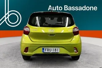 Hyundai i10, 1.0, 46 kW, бензин, механическая, передний привод