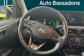 Hyundai i10, 1.0, 46 kW, бензин, механическая, передний привод