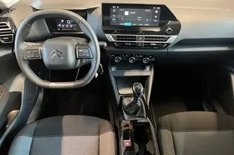 Citroën C4, 1.2, 74 kW, бензин, механическая, передний привод