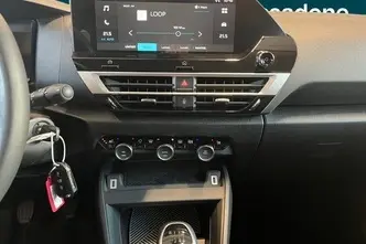 Citroën C4, 1.2, 74 kW, бензин, механическая, передний привод