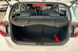 Hyundai i10, 1.0, 46 kW, petrol, manual, front-wheel drive