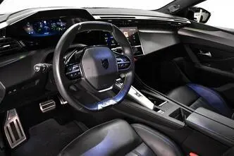 Peugeot 408, bensiin, automaat, esivedu